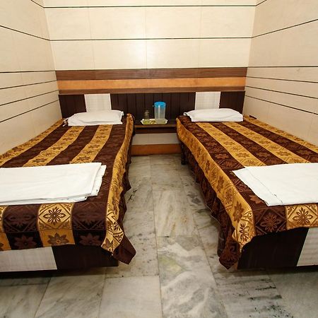 National Guest House Jalandhar Esterno foto